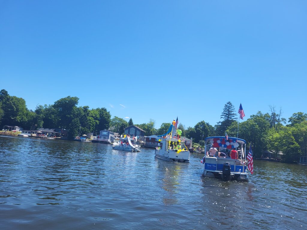 boating at orange lake